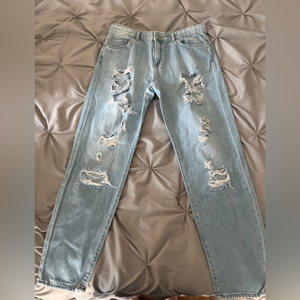 Forever 21 Light Blue Mom Jeans Size 28